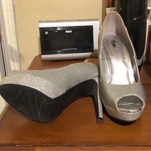 Glittery shoes for either from or homecoming.